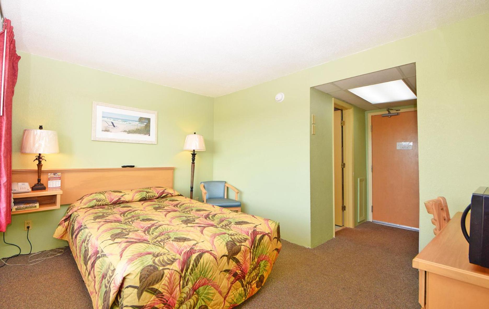 Holiday Sands North "On The Boardwalk" Myrtle Beach Room photo